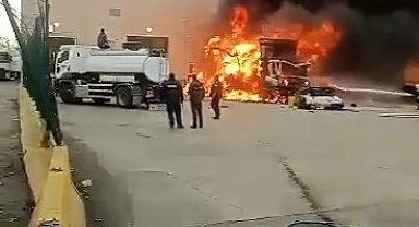 Sınırda korkutan patlama: Tır küle döndü