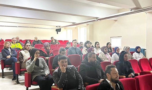 Sinop'ta narkotik ekiplerinden velilere "zehir" eğitimi