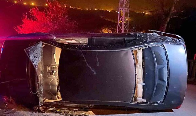 Sinop'ta otomobil devrildi: 2 yaralı