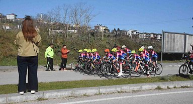 Sinoplu bisikletçilerin şampiyona mesaisi