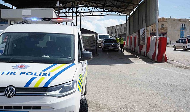 Şırnak'ta bayram öncesi trafik seferberliği: 4 bin 300 personel sahada