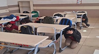 Şırnak'ta ilkokul öğrencilerine AFAD'dan hayat kurtaran afet eğitimi