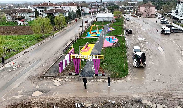 Söğütlü'de müzikli parkın inşaatına sona gelindi