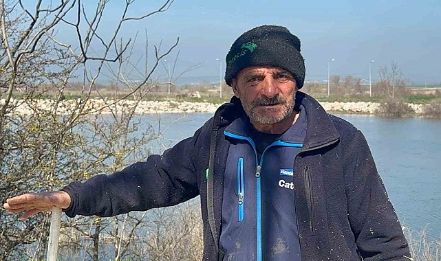 Süt inekçiliğinden dört çocuğunu büyüterek üniversitede okuttu