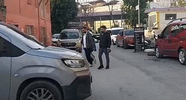 Tarsus'ta kadın kuaförüne uyuşturucu baskını