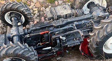 Tarsus'ta traktör devrildi: 1 ölü