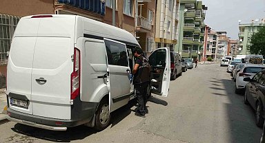 Tartıştığı babasını sırtından bıçakladı