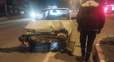 Tavşanlı'da otomobiller çarpıştı: 2 yaralı