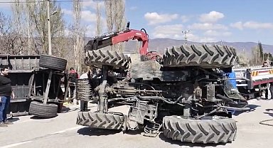 Tokat'ta gübre yüklü traktör devrildi