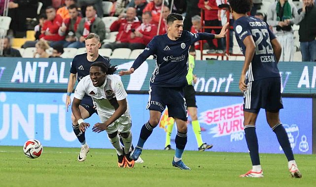 Trendyol Süper Lig: Antalyaspor: 1 - Gaziantep FK: 4