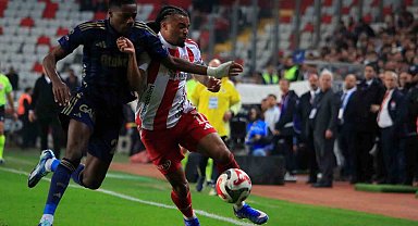 Trendyol Süper Lig: Antalyaspor: 2 - Fenerbahçe: 2