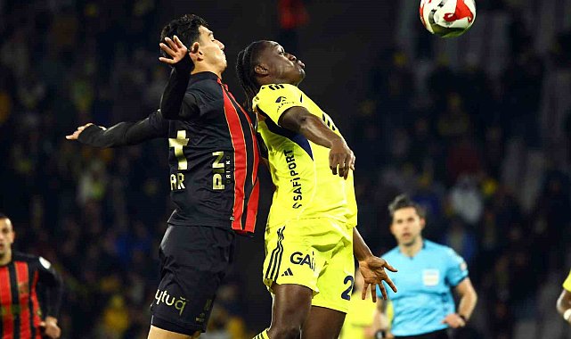 Trendyol Süper Lig: Fatih Karagümrük: 1 - Fenerbahçe: 0