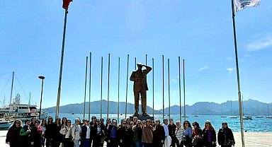 Turizmci Menemencioğlu ve Gökten'den Aydınlı kadınlara jest