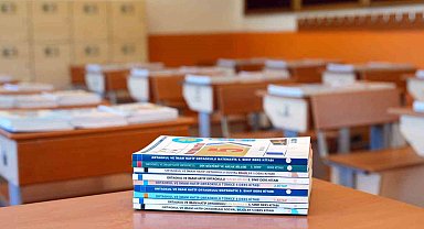 Türkiye Yüzyılı Maarif Modeli'ne uygun diye satılan kitapların, yapılan incelemeler sonucu uygun olmadığı görüldü