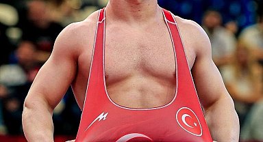 U23 Avrupa Şampiyonası'nda Alperen Berber'den bronz madalya