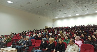 Üniversite öğrencilerine 'kadına yönelik şiddetle mücadele' semineri