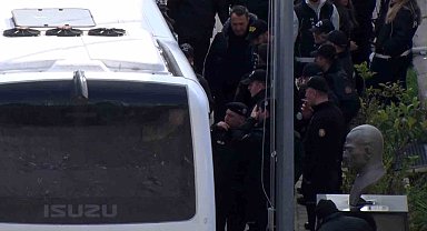 Ünlüler saç ve kan örnekleri alınmak üzere Adli Tıp Kurumu'na getirildi