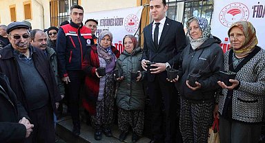 Üreticilere ücretsiz fidan dağıtımı yapıldı