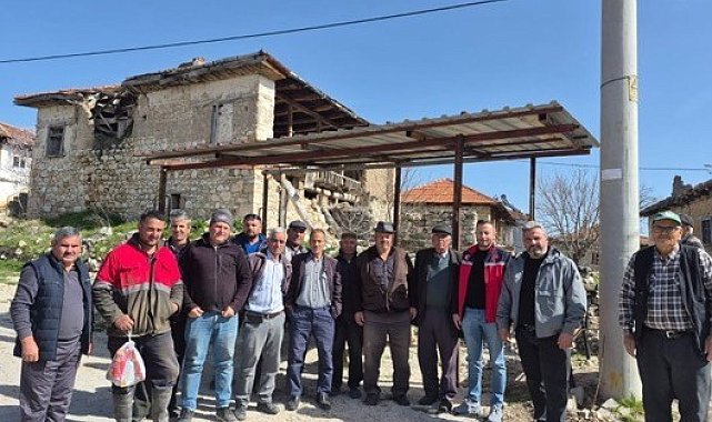 Uşak Tarım ve Orman Müdürlüğü ekipleri üreticilerle bir araya geldi