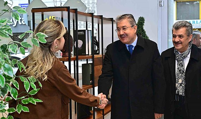Vali Erdinç Yılmaz haftaya esnaf ziyaretiyle başladı