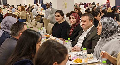 Vali Sözer, öğrencilerle bir araya gelerek hedeflerini dinledi