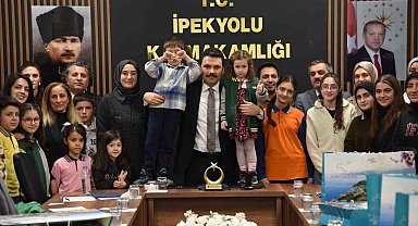 Van'da kitap okuma yarışmasında dereceye girenler ödüllendirildi