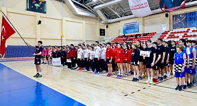 Yaklaşık 200 sporcu Bilecik'te Korfbol Turnuvasında buluştu