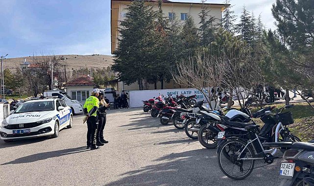 Yalvaç'ta son 1 haftada 311 araç kontrol edildi