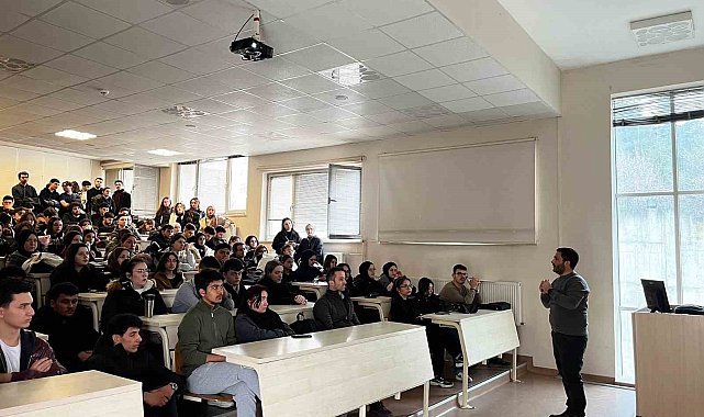 Yapay zeka okuryazarlığı ele alındı