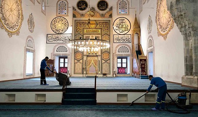 Yıldırım'da camilere bayram temizliği