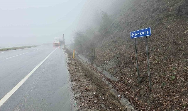 Yoğun sis Bolu Dağı'nı kapladı