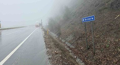 Yoğun sis Bolu Dağı'nı kapladı