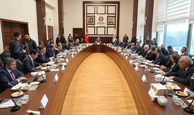 YÖK Başkanı Özvar: "Halktan kopuk, bulunduğu toplumun ihtiyaçlarını dikkate almayan bir üniversite anlayışı yok"