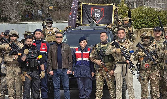Yozgat'ta 120'den fazla oyuncunun katıldığı airsoft takımları savaş senaryolu etkinlikte buluştu