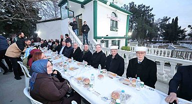 Yunanistan'a gönül sofrası