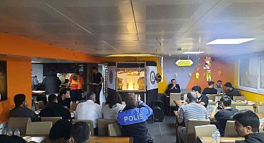 Yurtta kalan öğrenciler Ramazan coşkusunu yaşadı