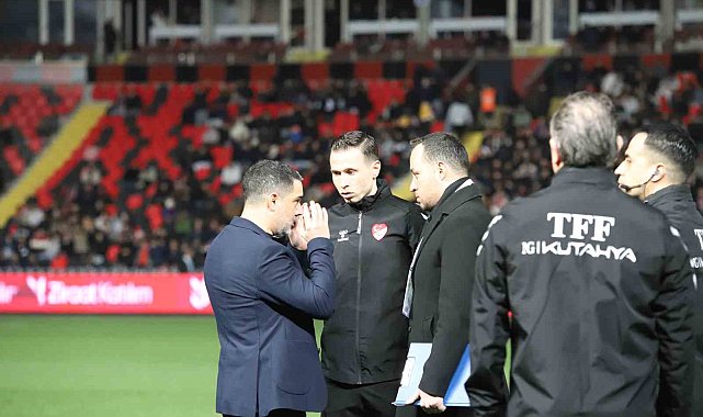 Ziraat Türkiye Kupası C Grubu'nda oynanacak olan Gaziantep FK - Fenerbahçe maçı stadın ışıklandırma sistemindeki arıza nedeniyle başlamadı.