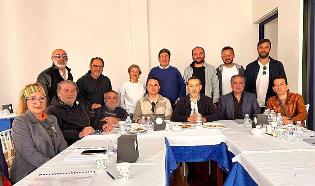 'Dondurmak Gaymak' 20 yıl aradan sonra yeni bir hikâyeyle izleyicilerle buluşacak