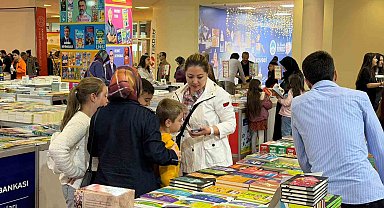 8. Kayseri Kitap Fuarı'na son iki günde yoğun ilgi