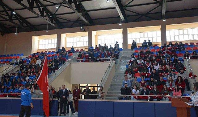 A Milli Kadın Futbol Takımı, Sinop'ta öğrencilerle buluştu