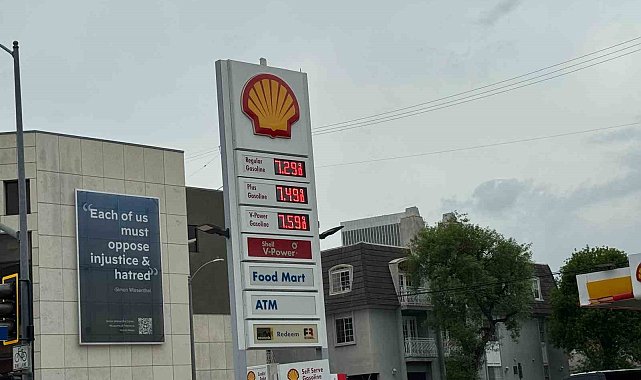 ABD'de benzin fiyatları galon başına 4 doları aştı