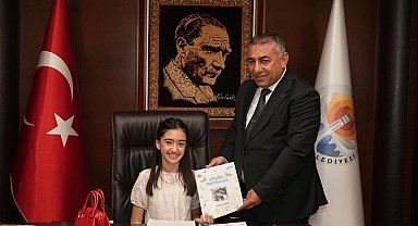 Adana Büyükşehir'e küçük başkan!