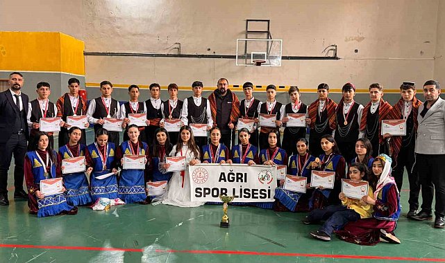 Ağrı Spor Lisesi bölge şampiyonu oldu