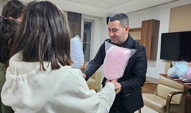 AK Parti Gaziantep Milletvekili Bünyamin Bozgeyik: "23 Nisan çocuklarımızın umudunun sembolüdür"