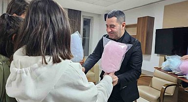 AK Parti Gaziantep Milletvekili Bünyamin Bozgeyik: "23 Nisan çocuklarımızın umudunun sembolüdür"