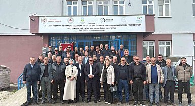 AK Parti Manyas ilçe teşkilatı muhtarlarla istişare toplantısı yaptı