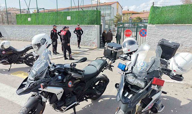 Aksaray'da okullar polisin gözetiminde