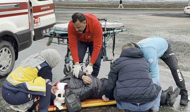 Aksaray'da otomobil ile motosiklet çarpıştı: 1 yaralı