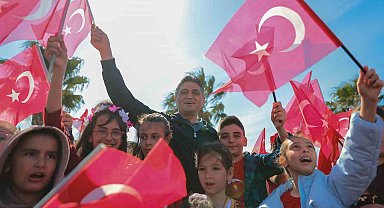 Aliağa'da 23 Nisan Çocuk Bayramı coşkuyla kutlandı