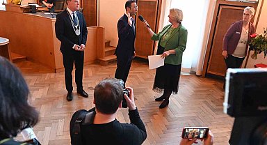 Almanya'nın Kiel kentine ilk kez Türk belediye başkanı